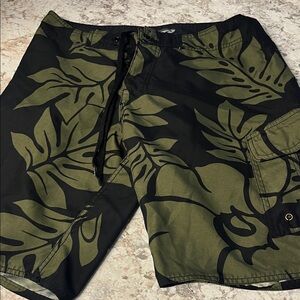 Men's Green Leaf Print Swim Shorts